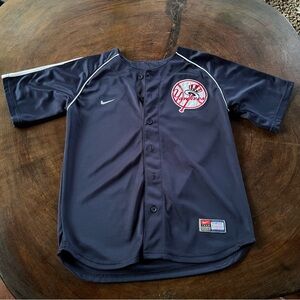 Vintage New York Yankees MLB Sewn Nike Baseball Jersey Youth M 12/14 Navy Blue